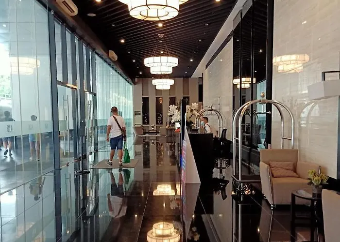 Marivic's Place At Air Residences Makati Appartement
