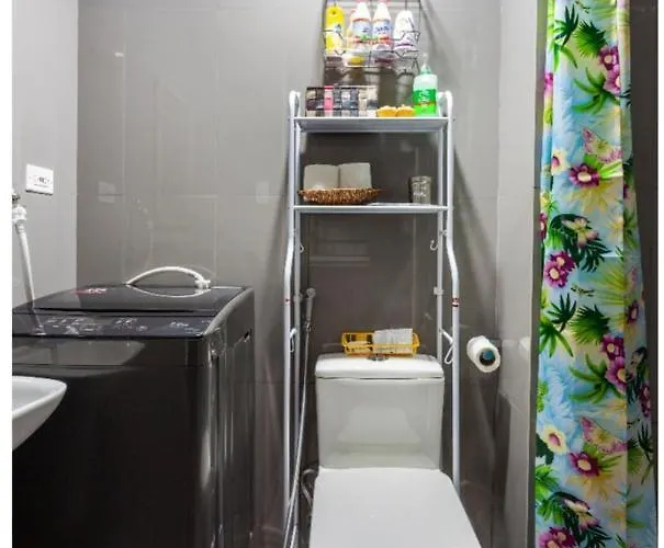 Marivic's Place At Air Residences Makati Appartement *
