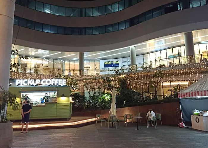 Marivic's Place At Air Residences Makati Appartement